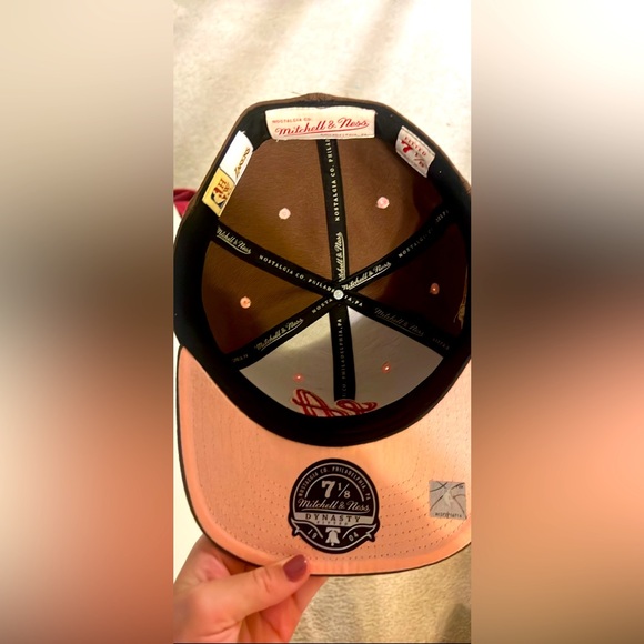 LA brown and pink fitted hat 7 1/8 - Picture 1 of 6